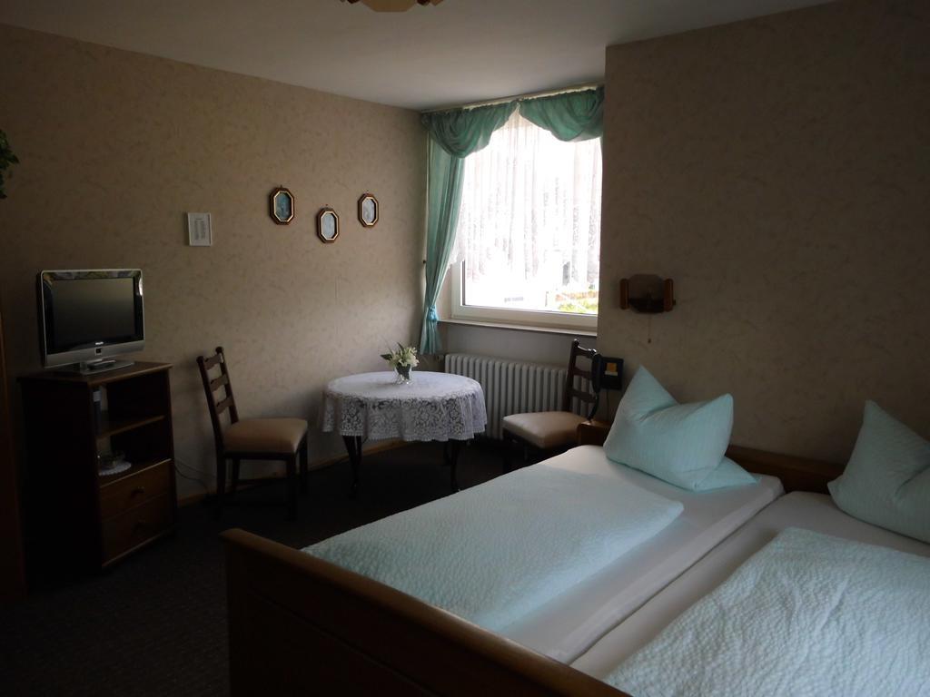 Hotel Garni Am Heuberg เอชเวเกอ ภายนอก รูปภาพ